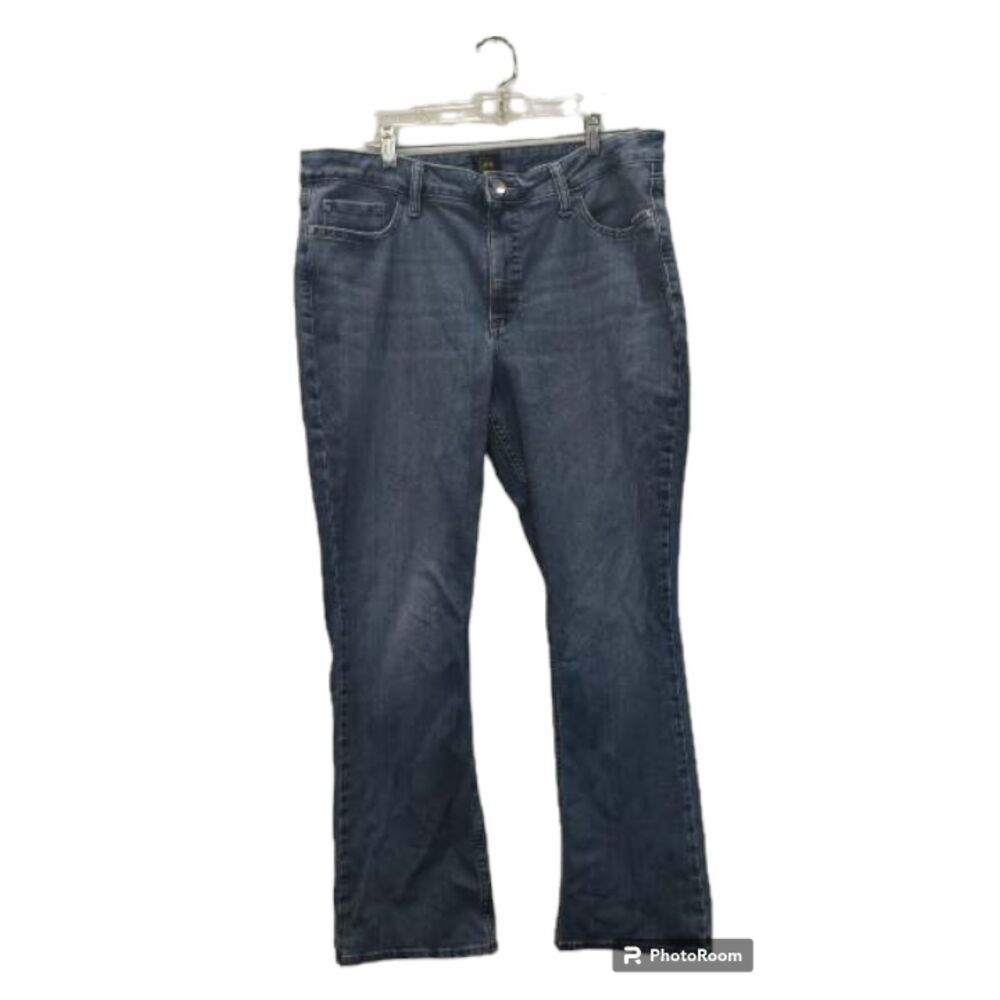 Lee Women's bootcut light to medium wash bootcut‎ jeans